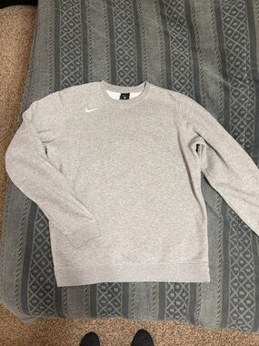 Nike Light Grey Crewneck Sweatshirt with White Swoosh